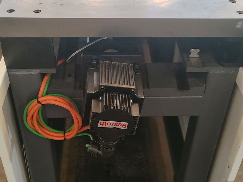 CNC busbar machine servo drive Turkey